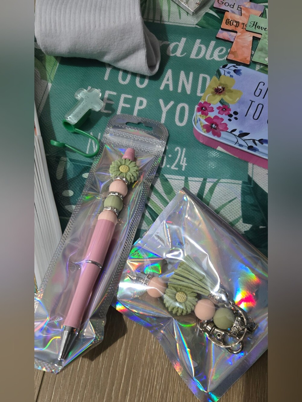 Faithbase Gift Set - Picture 4 of 10